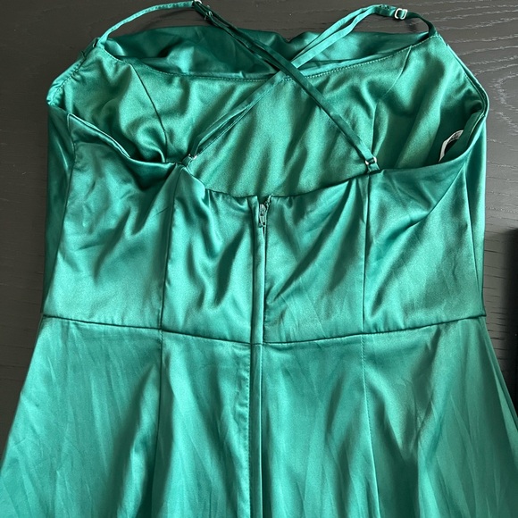 David’s Bridal Dress - Picture 5 of 9